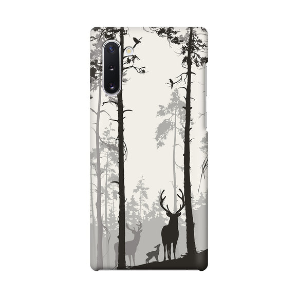 nap0002 samsung-galaxy-note-10-in-the-woods