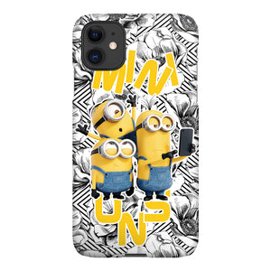 com0031-iphone-11-minions lerts take selfie